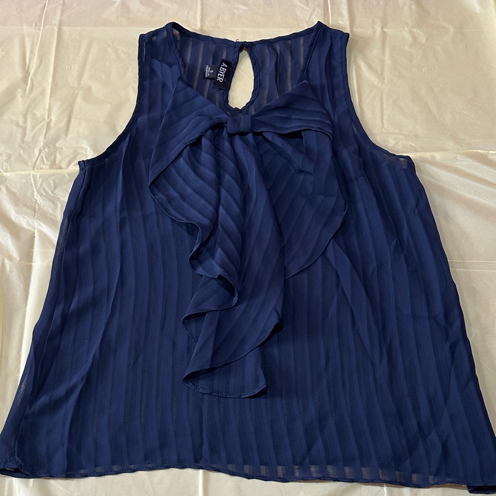 Elegant Navy Blue Sleeveless Top size small
